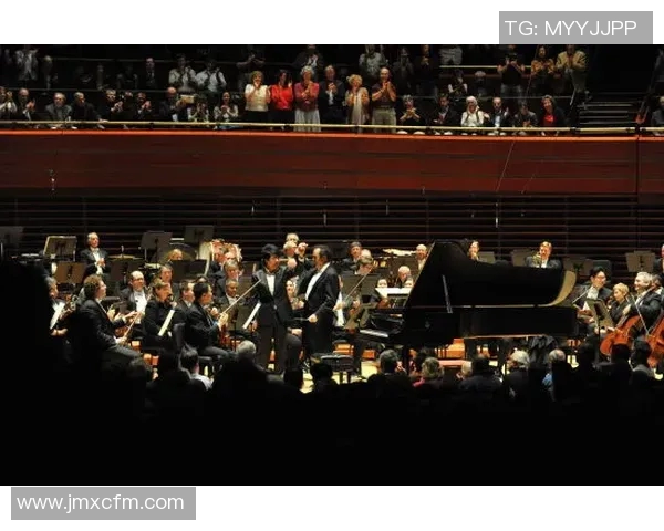 当旋律遇见绿茵场足球巨星的传奇纪念之歌